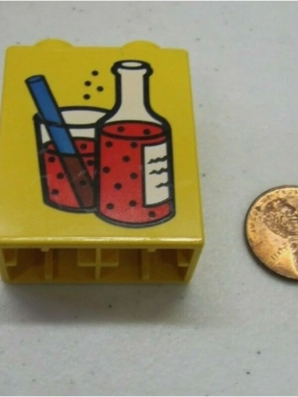 Lego yellow 1x1x2